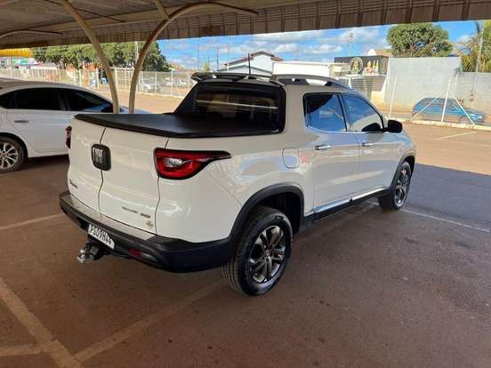 FIAT-TORO-2.0 16V TURBO DIESEL VOLCANO 4WD AT9 FIAT-TORO-2016