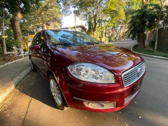 FIAT-LINEA-1.9 MPI HLX 16V FLEX 4P AUTOMATIZADO FIAT-LINEA-2010
