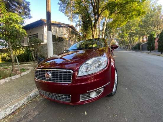 FIAT-LINEA-2010