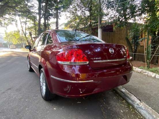 FIAT-LINEA-2010