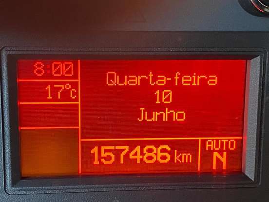 FIAT-LINEA-1.9 MPI HLX 16V FLEX 4P AUTOMATIZADO FIAT-LINEA-2010