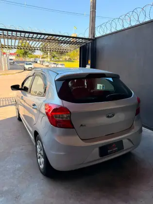 /en/city/cate-car-used-car/ford-ka-2018-1-0-ti-vct-flex-se-manual-48486819346580480/-3