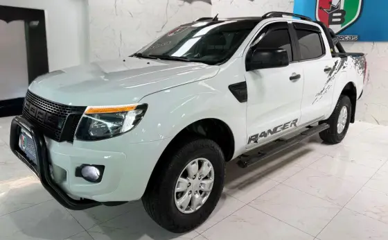 FORD RANGER 2.5 XLS 4X2 CD 16V FLEX 4P MANUAL FORD RANGER 2.5 XLS 4X2 CD 16V FLEX 4P MANUAL
