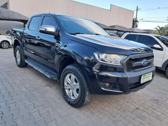 FORD RANGER 3.2 XLT 4X4 CD 20V DIESEL 4P AUTOMÁTICO FORD RANGER 3.2 XLT 4X4 CD 20V DIESEL 4P AUTOMÁTICO