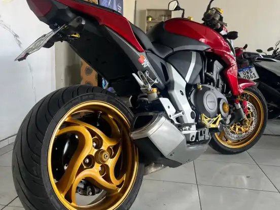 HONDA-CB 1000R HONDA-CB 1000R-2012
