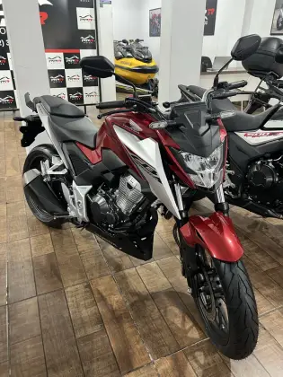 HONDA CB 300F TWISTER CBS HONDA CB 300F TWISTER CBS