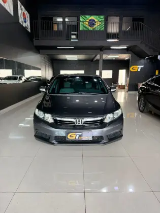 HONDA CIVIC 1.8 LXL 16V FLEX 4P AUTOMÁTICO HONDA CIVIC 1.8 LXL 16V FLEX 4P AUTOMÁTICO