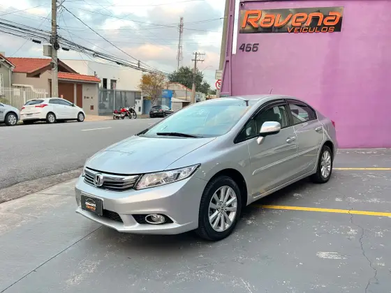 HONDA CIVIC 1.8 LXL 16V FLEX 4P AUTOMÁTICO HONDA CIVIC 1.8 LXL 16V FLEX 4P AUTOMÁTICO