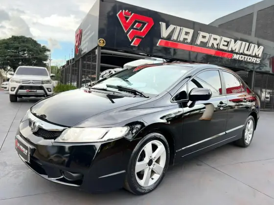 HONDA CIVIC 1.8 LXS 16V FLEX 4P AUTOMÁTICO HONDA CIVIC 1.8 LXS 16V FLEX 4P AUTOMÁTICO