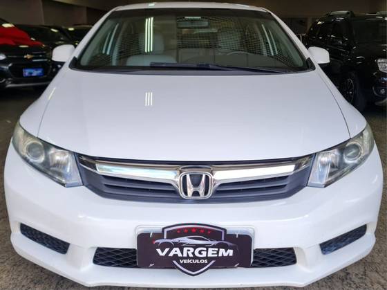 HONDA CIVIC 1.8 LXS 16V FLEX 4P AUTOMÁTICO