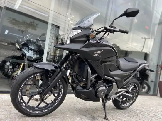 HONDA-NC 750X HONDA-NC 750X-2015