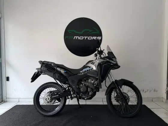 HONDA XRE 300 SAHARA HONDA XRE 300 SAHARA