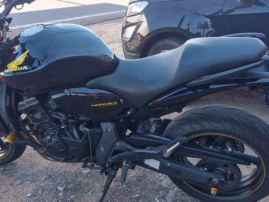 HONDA-CB 600F HORNET HONDA-CB 600F HORNET-2010