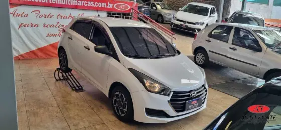 HYUNDAI HB20 1.0 COMFORT 12V FLEX 4P MANUAL HYUNDAI HB20 1.0 COMFORT 12V FLEX 4P MANUAL