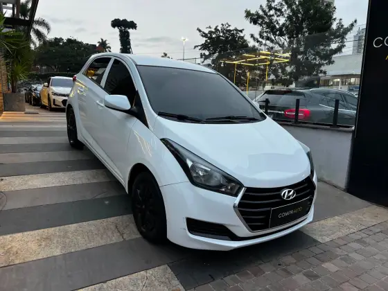 HYUNDAI HB20 1.0 COMFORT 12V FLEX 4P MANUAL HYUNDAI HB20 1.0 COMFORT 12V FLEX 4P MANUAL