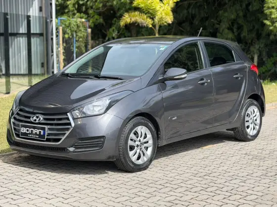 HYUNDAI HB20 1.0 COMFORT PLUS 12V FLEX 4P MANUAL HYUNDAI HB20 1.0 COMFORT PLUS 12V FLEX 4P MANUAL