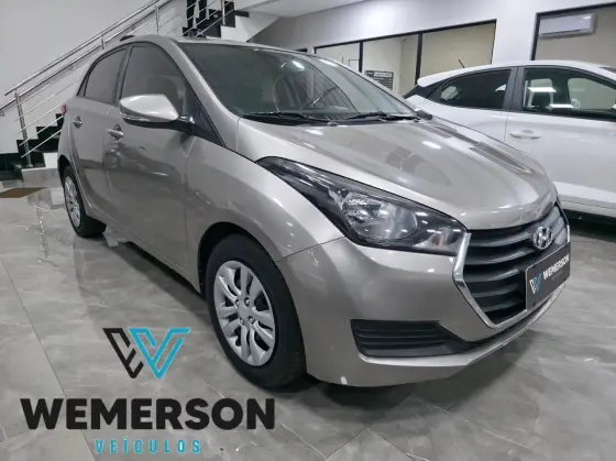 HYUNDAI HB20 1.0 COMFORT PLUS 12V FLEX 4P MANUAL