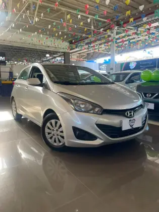 HYUNDAI HB20 1.6 COMFORT PLUS 16V FLEX 4P MANUAL HYUNDAI HB20 1.6 COMFORT PLUS 16V FLEX 4P MANUAL