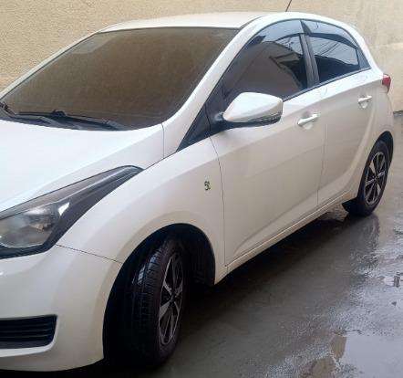HYUNDAI-HB20-2017