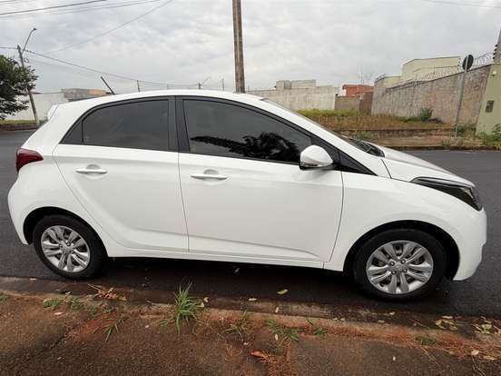 HYUNDAI-HB20-2019