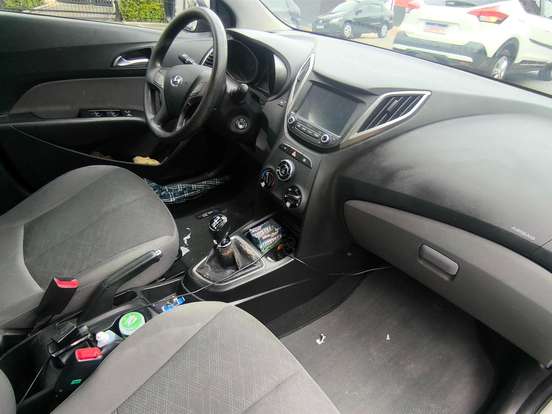 HYUNDAI-HB20S-1.0 COMFORT PLUS 12V TURBO FLEX 4P MANUAL HYUNDAI-HB20S-2016