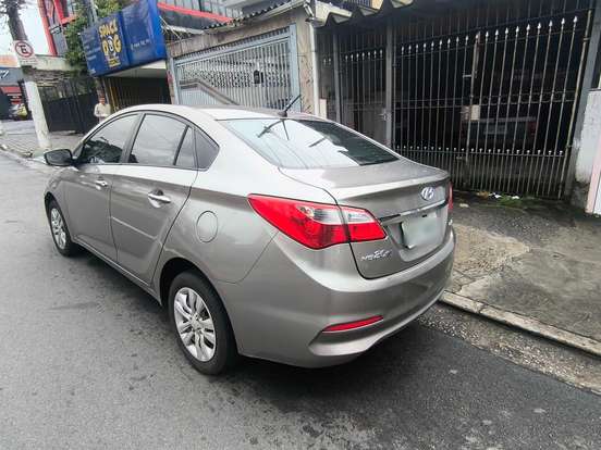 HYUNDAI-HB20S-1.0 COMFORT PLUS 12V TURBO FLEX 4P MANUAL HYUNDAI-HB20S-2016