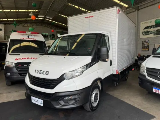 IVECO DAILY 2.3 TURBO DIESEL 30-130 CHASSI CS MANUAL IVECO DAILY 2.3 TURBO DIESEL 30-130 CHASSI CS MANUAL