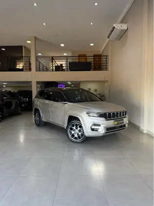 JEEP COMMANDER 2.0 TD380 TURBO DIESEL OVERLAND AT9 JEEP COMMANDER 2.0 TD380 TURBO DIESEL OVERLAND AT9