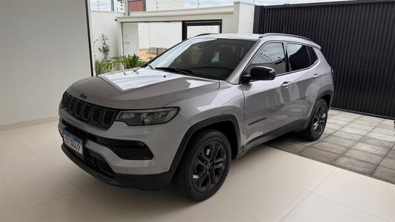 JEEP COMPASS 1.3 T270 TURBO FLEX LONGITUDE AT6