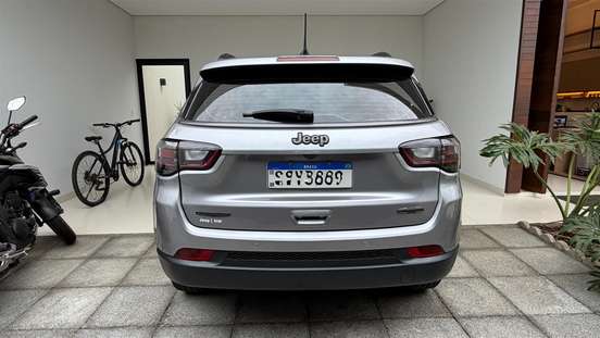 JEEP-COMPASS-2024