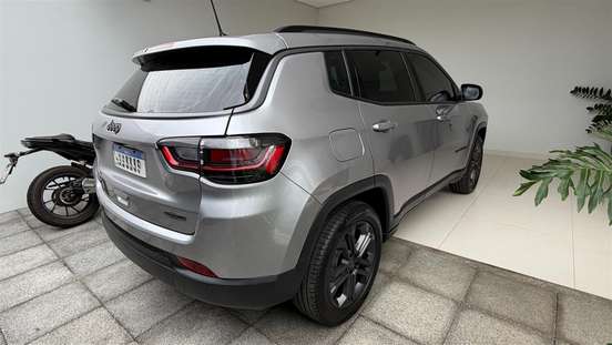 JEEP-COMPASS-2024