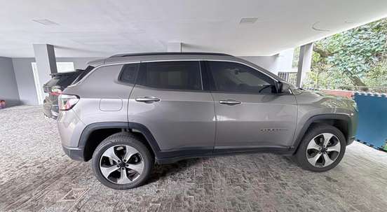 JEEP-COMPASS-2.0 16V DIESEL LONGITUDE 4X4 AUTOMÁTICO JEEP-COMPASS-2018