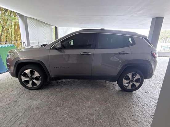 JEEP-COMPASS-2.0 16V DIESEL LONGITUDE 4X4 AUTOMÁTICO JEEP-COMPASS-2018
