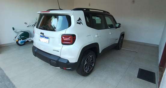 JEEP-RENEGADE-2026