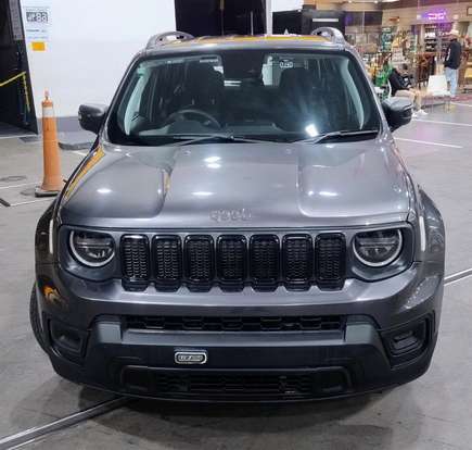 JEEP-RENEGADE-2023