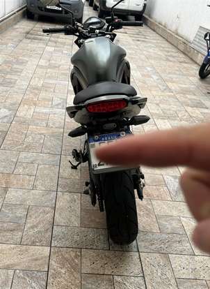KAWASAKI-ER-6N-2011