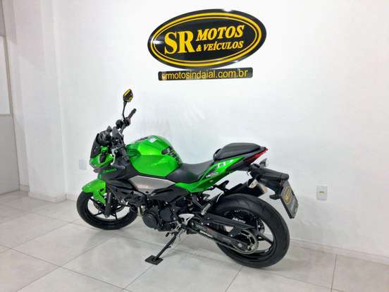 KAWASAKI-Z500 KAWASAKI-Z500-2025