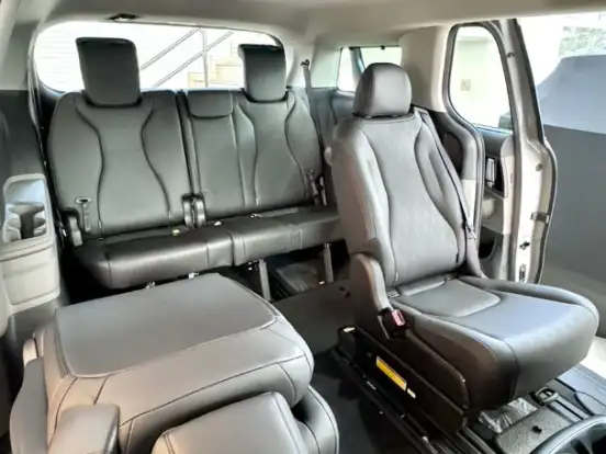KIA-CARNIVAL-1.6 TGDI HEV EX AUTOMÁTICO KIA-CARNIVAL-2026