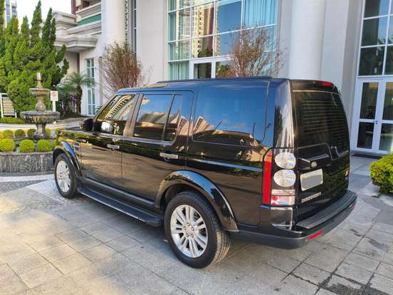 LAND ROVER-DISCOVERY 4-3.0 SE 4X4 V6 24V BI-TURBO DIESEL 4P AUTOMÁTICO LAND ROVER-DISCOVERY 4-2015