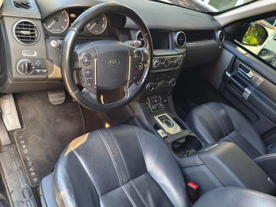 LAND ROVER-DISCOVERY 4-3.0 SE 4X4 V6 24V BI-TURBO DIESEL 4P AUTOMÁTICO LAND ROVER-DISCOVERY 4-2015