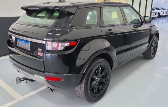LAND ROVER-RANGE ROVER EVOQUE-2.0 PURE 4WD 16V GASOLINA 4P AUTOMÁTICO LAND ROVER-RANGE ROVER EVOQUE-2013