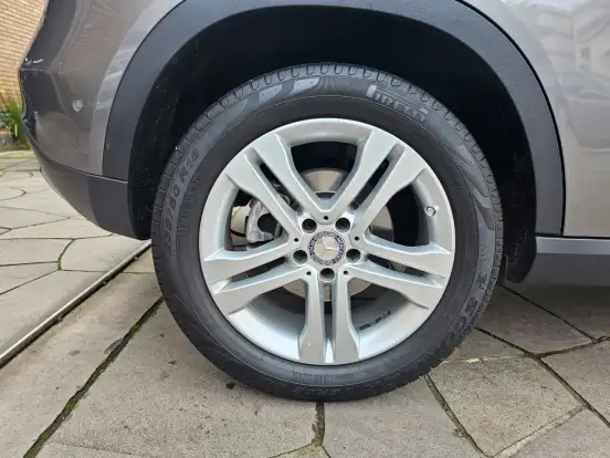 MERCEDES-BENZ-GLA 200-2016