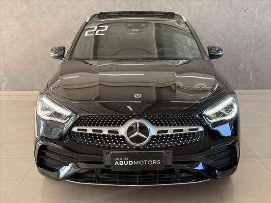 MERCEDES-BENZ-GLA 200-2022