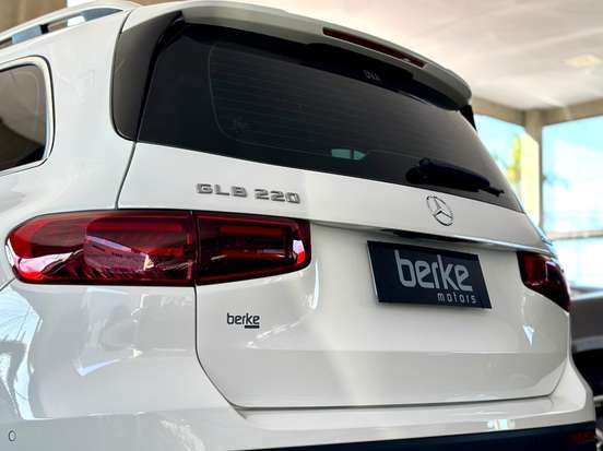 MERCEDES-BENZ-GLB 220-2.0 MHEV PROGRESSIVE 4MATIC 8G-DCT MERCEDES-BENZ-GLB 220-2025