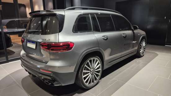MERCEDES-BENZ-GLB 35 AMG-2024