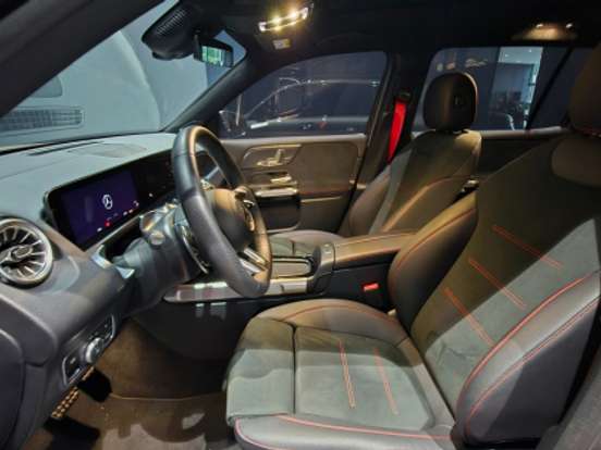 MERCEDES-BENZ-GLB 35 AMG-2.0 MHEV 4MATIC SPEEDSHIFT MERCEDES-BENZ-GLB 35 AMG-2024