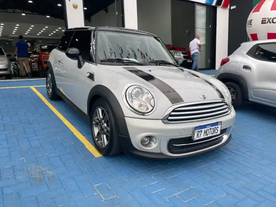 MINI COOPER 1.6 COUPÉ JOHN COOPER WORKS 16V TURBO GASOLINA 2P AUTOMÁTICO MINI COOPER 1.6 COUPÉ JOHN COOPER WORKS 16V TURBO GASOLINA 2P AUTOMÁTICO