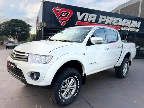 MITSUBISHI L200 TRITON 3.2 HPE 4X4 CD 16V TURBO INTERCOOLER DIESEL 4P AUTOMÁTICO MITSUBISHI L200 TRITON 3.2 HPE 4X4 CD 16V TURBO INTERCOOLER DIESEL 4P AUTOMÁTICO