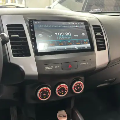 MITSUBISHI-OUTLANDER-2011