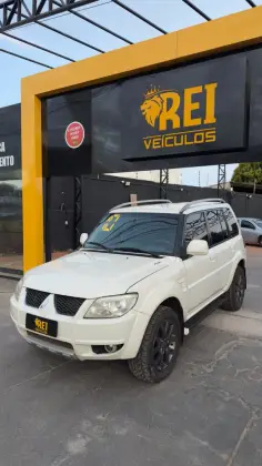 MITSUBISHI PAJERO 2.5 HD 4X4 8V TURBO INTERCOOLER DIESEL 4P MANUAL MITSUBISHI PAJERO 2.5 HD 4X4 8V TURBO INTERCOOLER DIESEL 4P MANUAL
